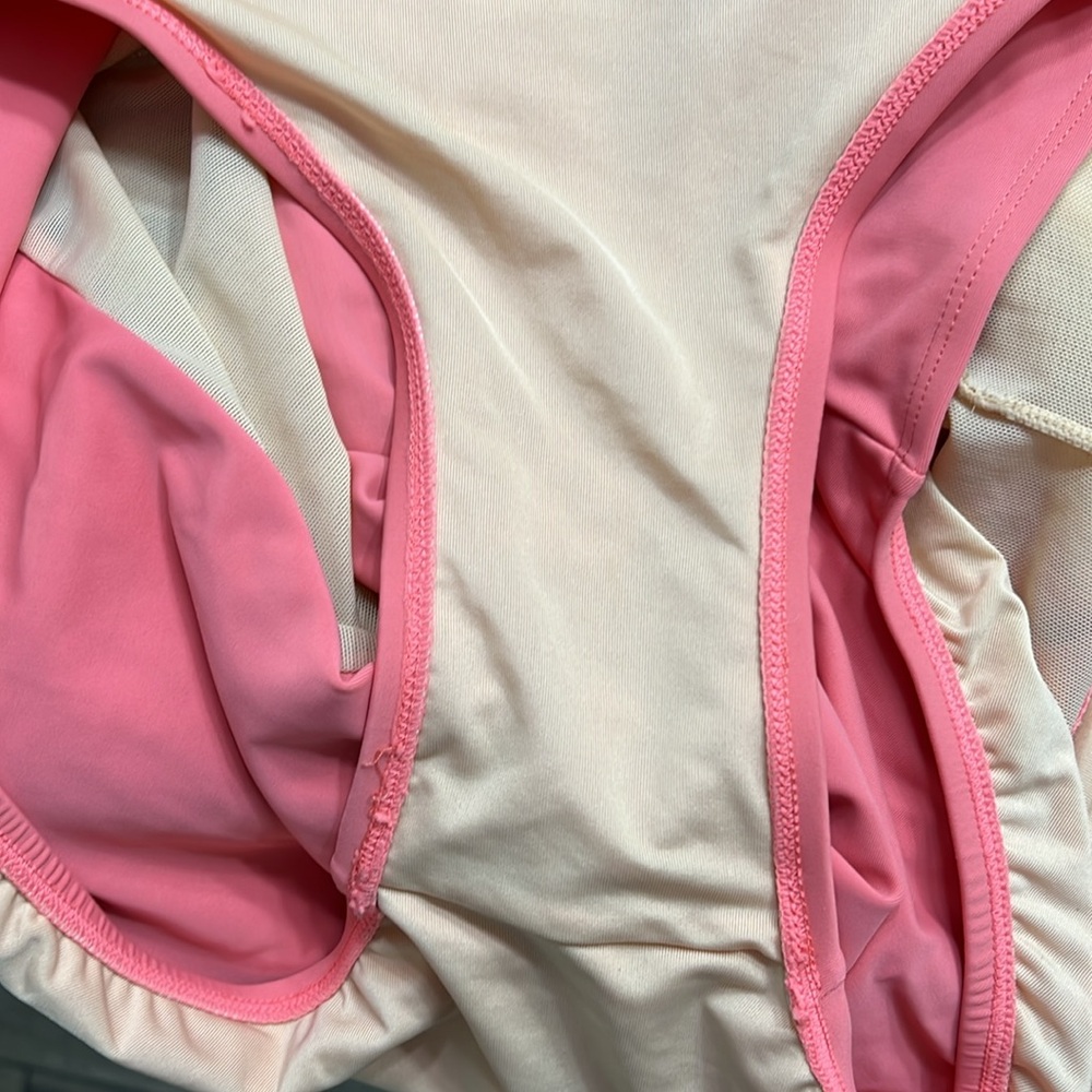Swimsuit - Picture 10 of 10